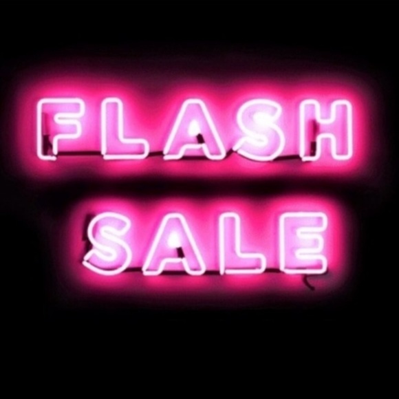 Flash Sale  🎉 Closet Clearout - Picture 6 of 10